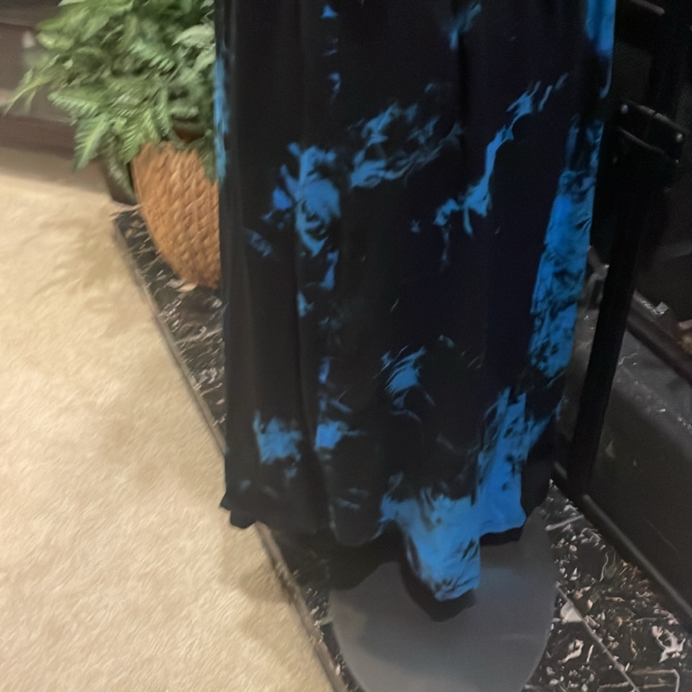 Aliling dress - Picture 7 of 9